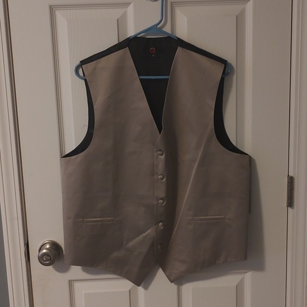 Gray Button-Up Vest